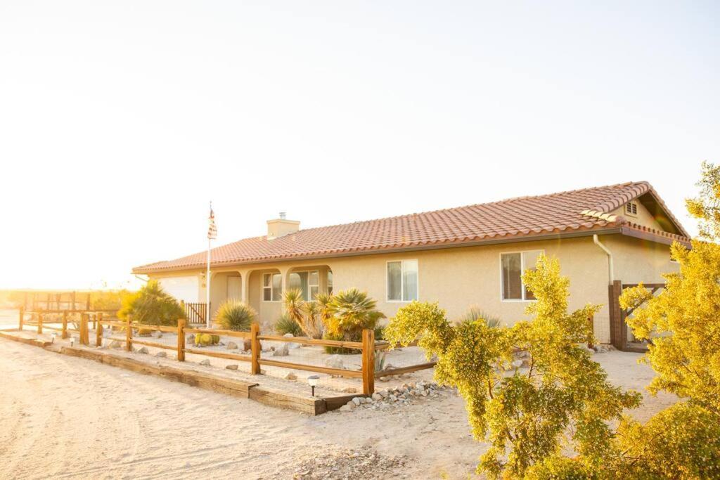 Sun Runner - Serene Desert Home W/Pool & Hot Tub Twentynine Palms Exteriér fotografie